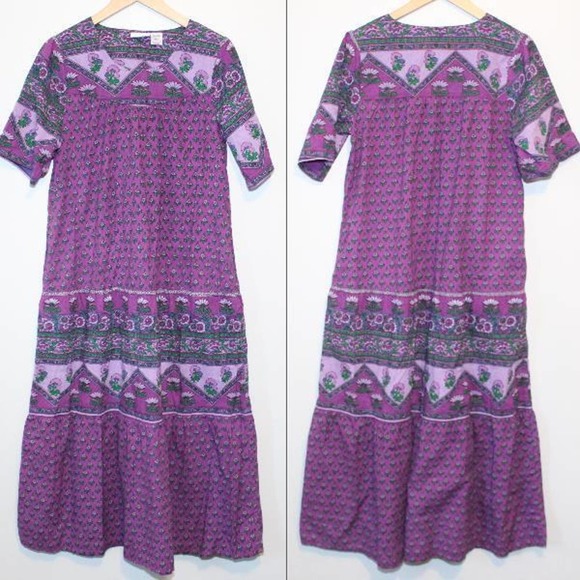 The Vermont Country Store Dresses & Skirts - The Vermont Country Store Mid Calf Cotton Mumu Dress Magenta Size Small H13960